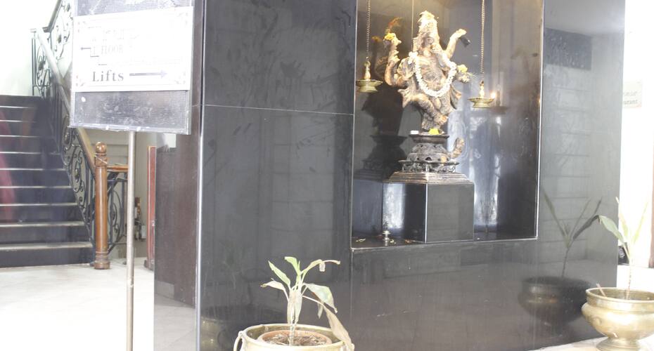 Taj Mahal Hotel (Himayath Nagar), Hyderabad 4